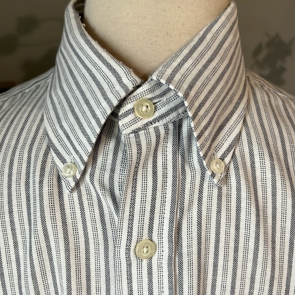 Private Club Button Down Front Gray White Stripe Mens 15.5 32/33 Shirt - Picture 2 of 10